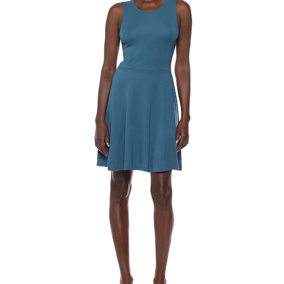 Dress - Picture 1 of 2